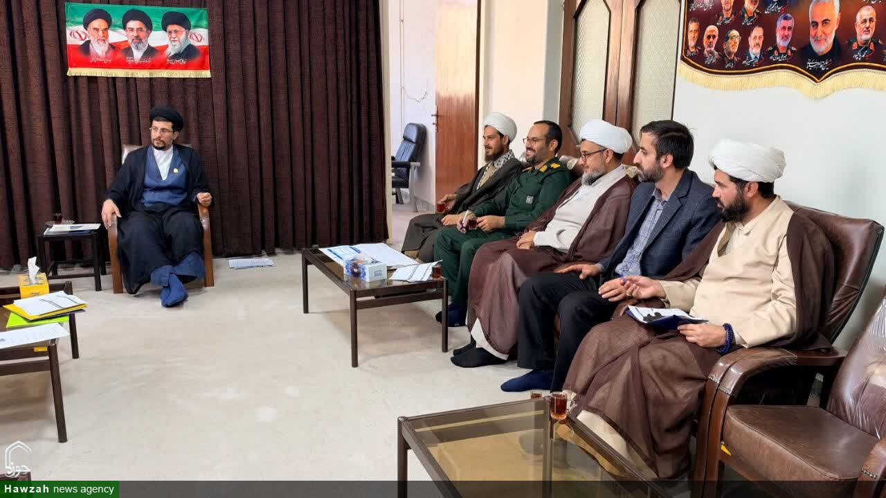 جلسه قرارگاه پشتیبانی از مساجد