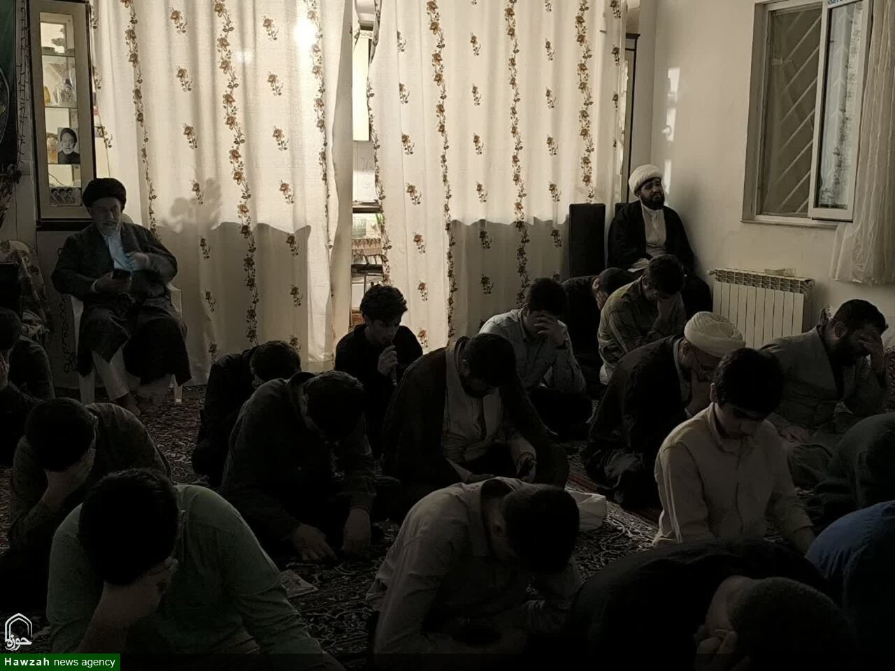 تجلیل از خدمات حجت‌الاسلام والمسلمین شیخ‌الاسلامی