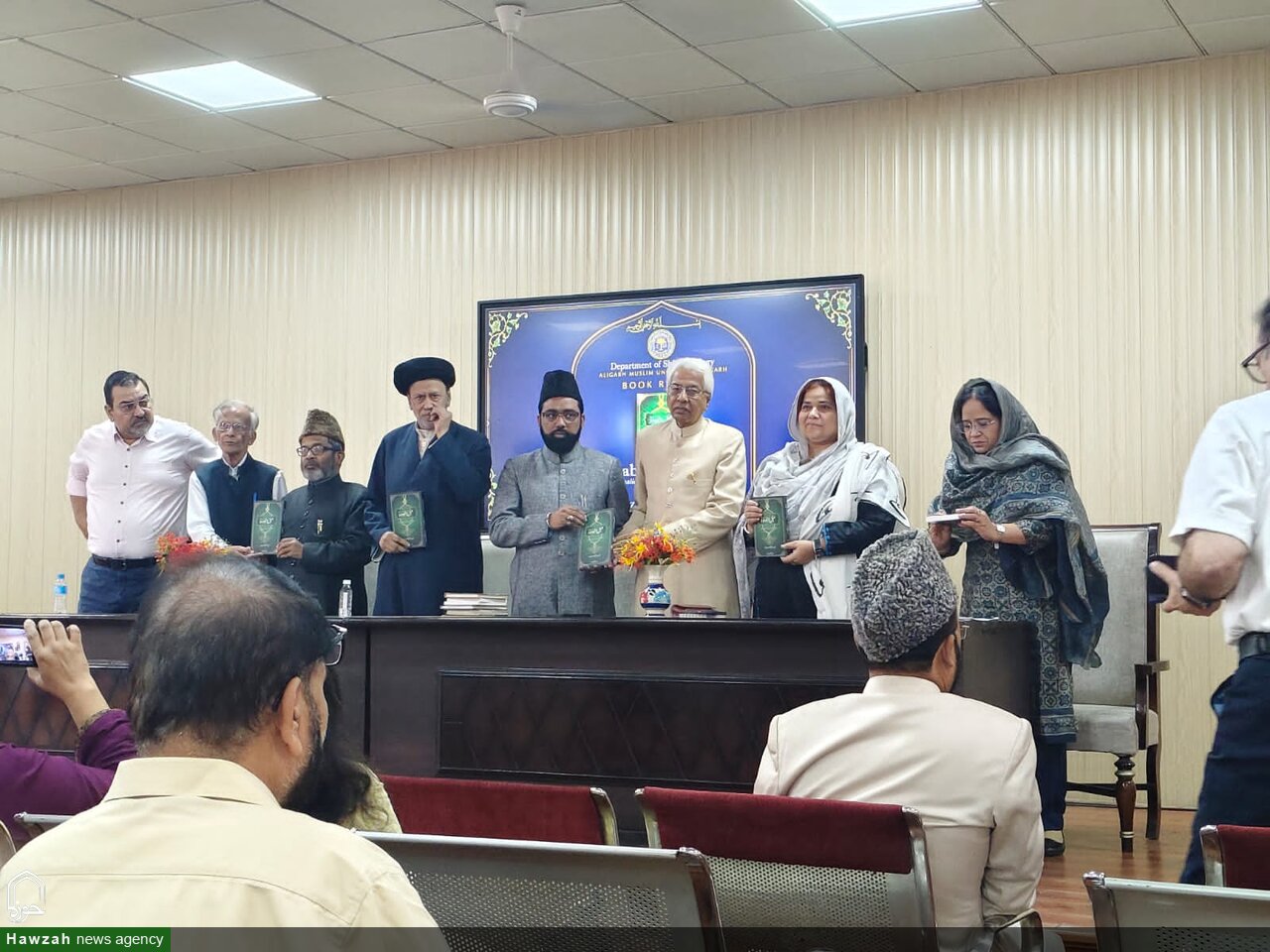 مولانا آزاد لائبریری، علی گڑھ مسلم یونیورسٹی علی گڑھ میں کتاب ’’حبل الودود‘‘ کی تقریبِ رسمِ اجرا
