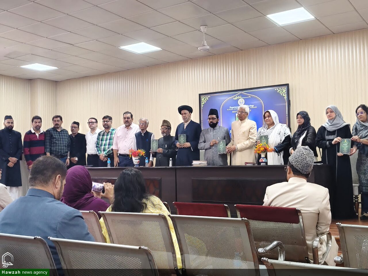مولانا آزاد لائبریری، علی گڑھ مسلم یونیورسٹی علی گڑھ میں کتاب ’’حبل الودود‘‘ کی تقریبِ رسمِ اجرا