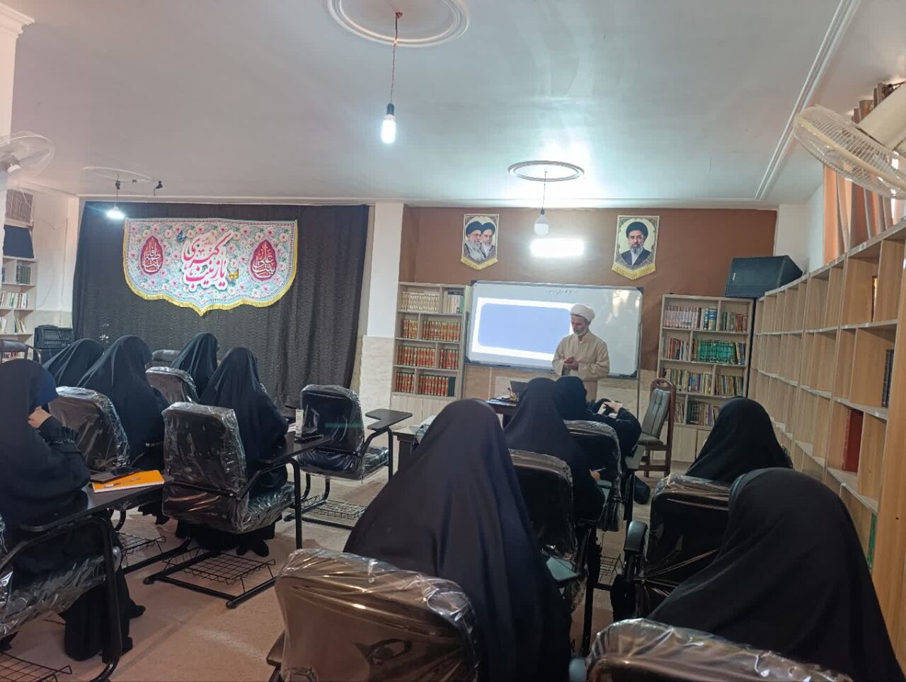 نشست تربیتی «مسیرشناسی طلبگی» برگزار شد