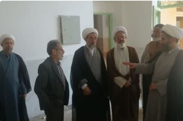 بازدید جانشین مدیر مرکز مدیریت حوزه علمیه اصفهان از مدرسه علمیه امام خمینی(ره) فلاورجان