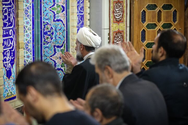 تصاویر / بازدید  نماینده ولی فقیه در استان قزوین  از حسینیه اعظم زنجان