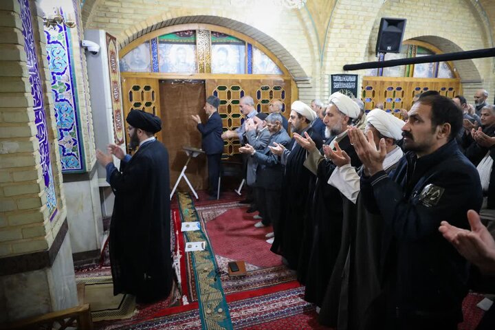 تصاویر / بازدید  نماینده ولی فقیه در استان قزوین  از حسینیه اعظم زنجان