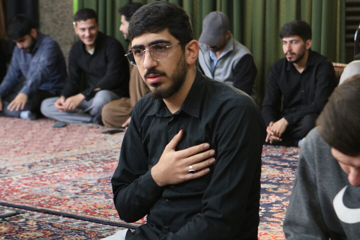 تصاویر/ روز اول فاطمیه اول در مدرسه علمیه آیت الله آخوند (ره)