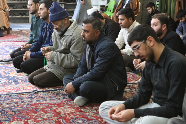 تصاویر/ روز اول فاطمیه اول در مدرسه علمیه آیت الله آخوند (ره)