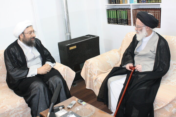 آیت‌الله صادق آملی‌لاریجانی