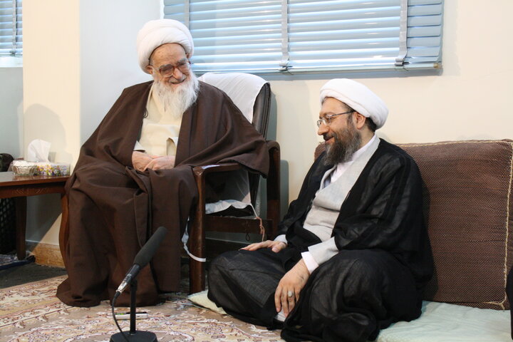 آیت‌الله صادق آملی‌لاریجانی