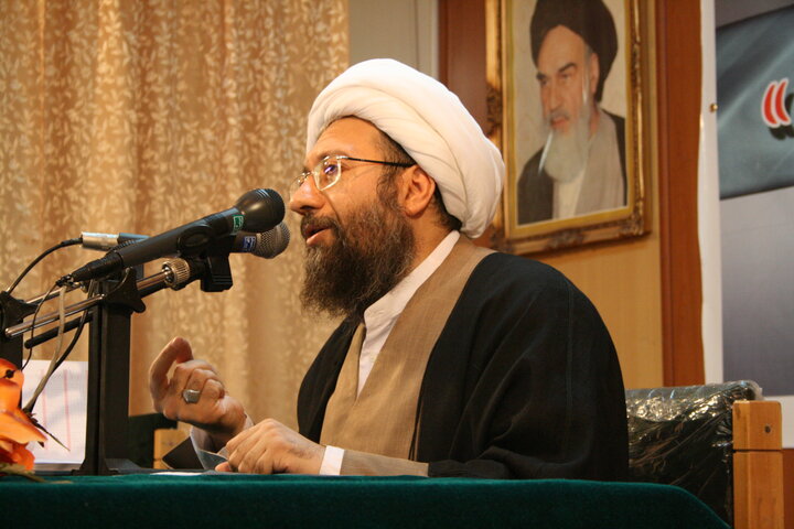 آیت‌الله صادق آملی‌لاریجانی