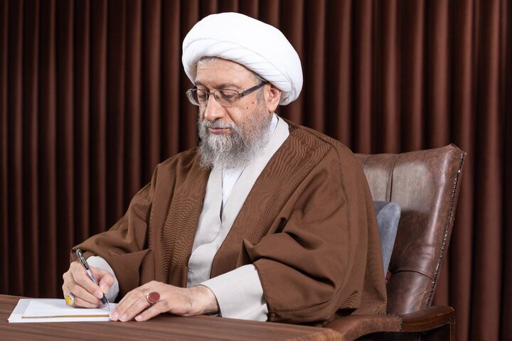 آیت‌الله صادق آملی‌لاریجانی