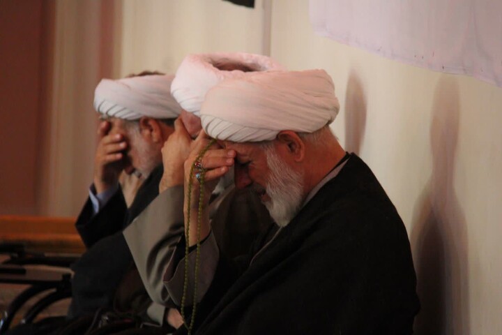 تصاویر / مراسم عزاداری شهادت حضرت فاطمه زهرا (س) در مدرسه علمیه طالبیه تبریز