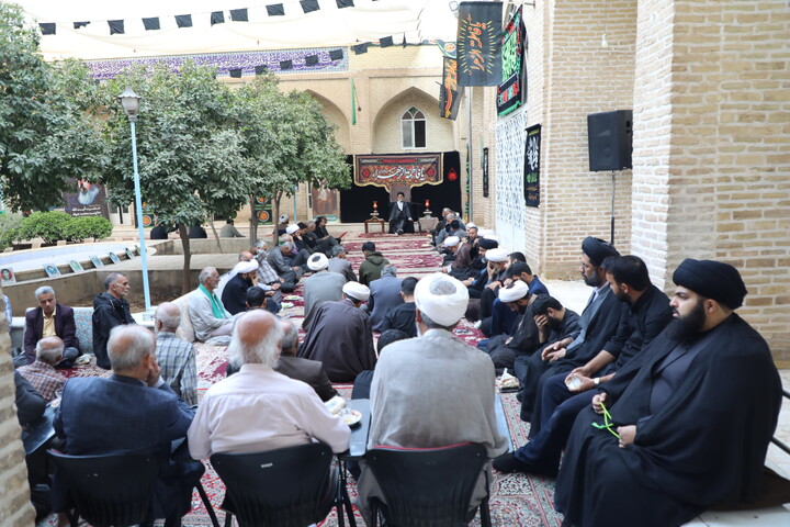 تصاویر / اولین روز از مراسم عزاداری فاطمیه اول در  حوزه علمیه یزد برگزار شد