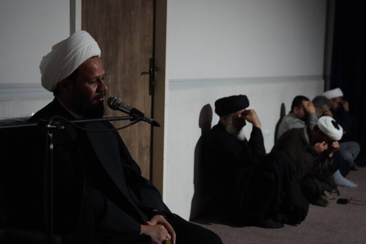 دفتر امام جمعه اهواز میزبان مراسم سوگواری حضرت فاطمه زهرا (س)