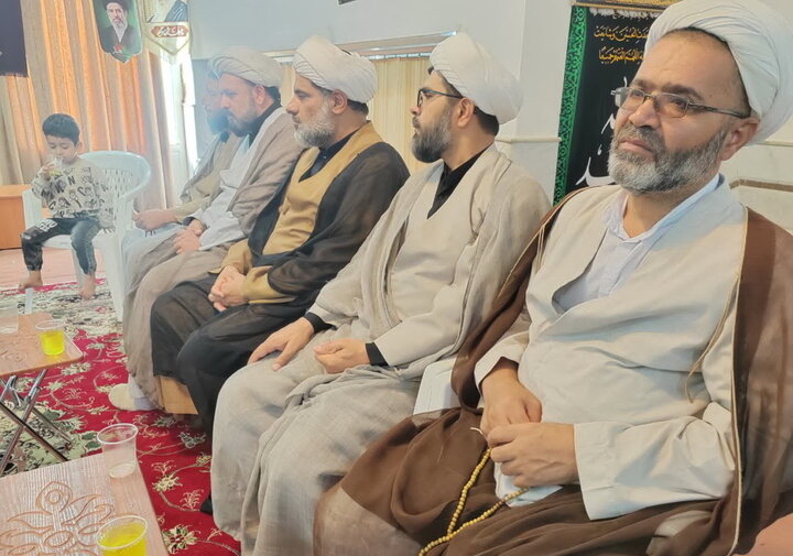 تصاویر/ آیین سوگواری حضرت فاطمه (س) طلاب و اساتید مدرسه علمیه المّهدی (عج) آران و بیدگل