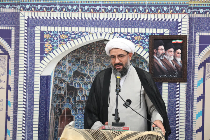 وحدت شیعه و اهل سنت، مهم‌ترین سد در برابر توطئه دشمنان است
