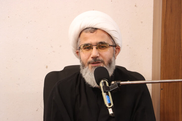 تصاویر/ نشست اعضای ستاد چهارمین جشنواره حیات فاطمی آمل با نماینده ولی فقیه در استان مازندران