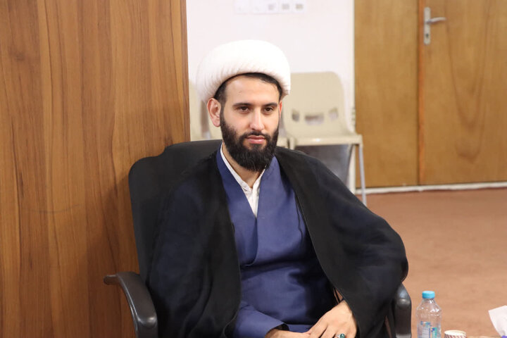 تصاویر/ نشست اعضای ستاد چهارمین جشنواره حیات فاطمی آمل با نماینده ولی فقیه در استان مازندران