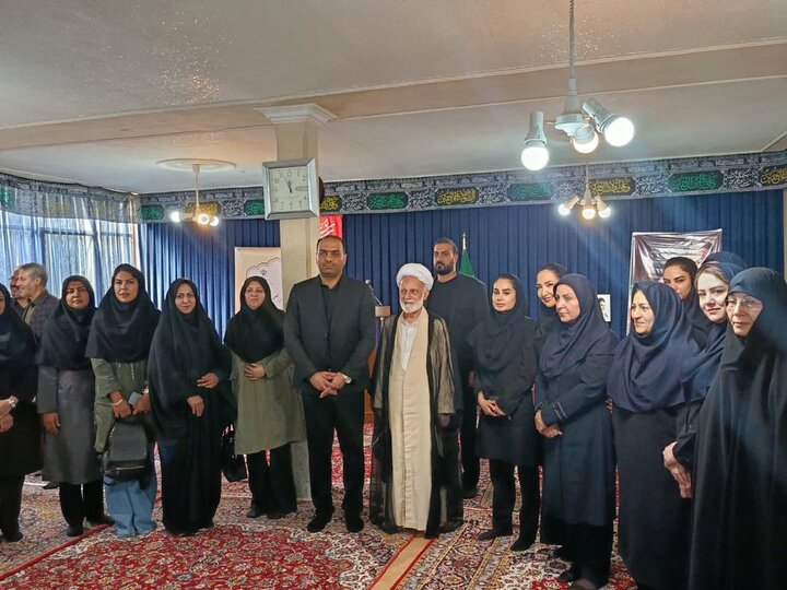 تصاویر/دیدار با مدیرعامل اداره ورزش و جوانان با نماینده ولی‌فقیه در استان مرکزی