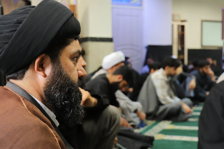 تصاویر /برگزاری جلسه اخلاق در مدرسه علمیه بقیه الله تهران