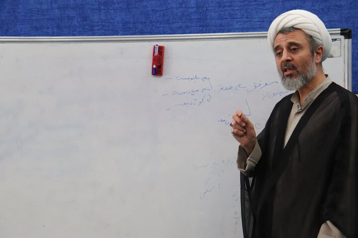 تصاویر/ کلاس مشاوره تربیتی و آموزشی طلاب مدرسه علمیه شهید امام خامنه ای ارومیه