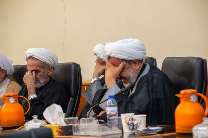 تصاویر/ نشست مشاور رئیس‌جمهور با کارگروه‌های حوزه علمیه استان کرمان