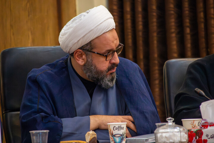 تصاویر/ نشست مشاور رئیس‌جمهور با کارگروه‌های حوزه علمیه استان کرمان