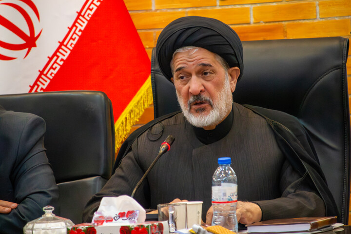تصاویر/ نشست مشاور رئیس‌جمهور با کارگروه‌های حوزه علمیه استان کرمان
