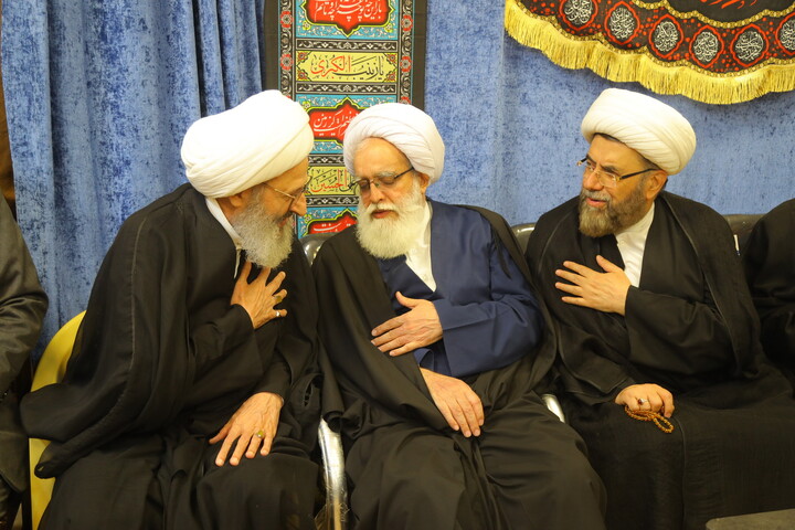 تصاویر / مراسم عزاداری شهادت حضرت فاطمه زهرا (س) در بیت آیت الله فقیهی