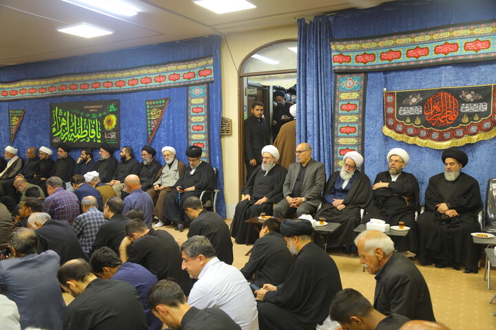 تصاویر / مراسم عزاداری شهادت حضرت فاطمه زهرا (س) در بیت آیت الله فقیهی