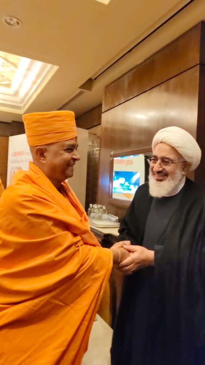 भारत में ईरान के सर्वोच्च नेता के प्रतिनिधि की बीएपीएस के अंतर्राष्ट्रीय प्रवक्ता से मुलाक़ात
