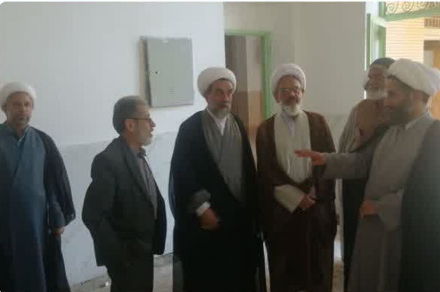 بازدید جانشین مدیر مرکز مدیریت حوزه علمیه اصفهان از مدرسه علمیه امام خمینی(ره) فلاورجان