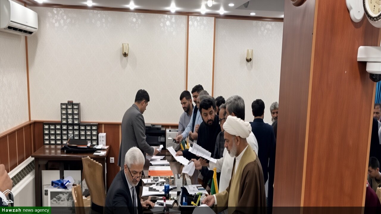 قم میں پاکستانیوں کے لیے پہلی بار قونصلر سروسز کیمپ؛ ایک ہزار افراد نے استفادہ کیا