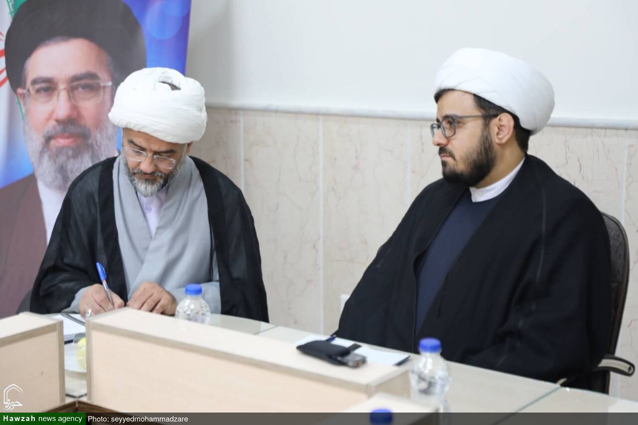 دیدار رئیس مرکز خدمات حوزه های علمیه با مدیران مدارس علمیه استان یزد