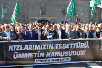 Islamic NGOs in Diyarbakır denounce hijab ban on female students in Azerbaijan