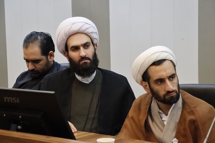 تصاویر/ نشست میدان‌داران فرهنگی رشت با حضورحجت الاسلام علیرضا پناهیان