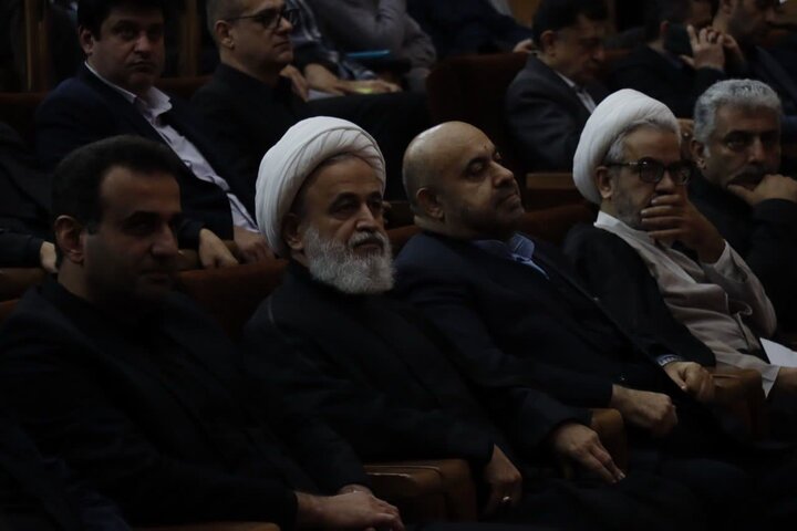 تصاویر/ نشست ویژه دانشجویان دانشگاه آزاد استان گیلان با حضور حجت الاسلام پناهیان