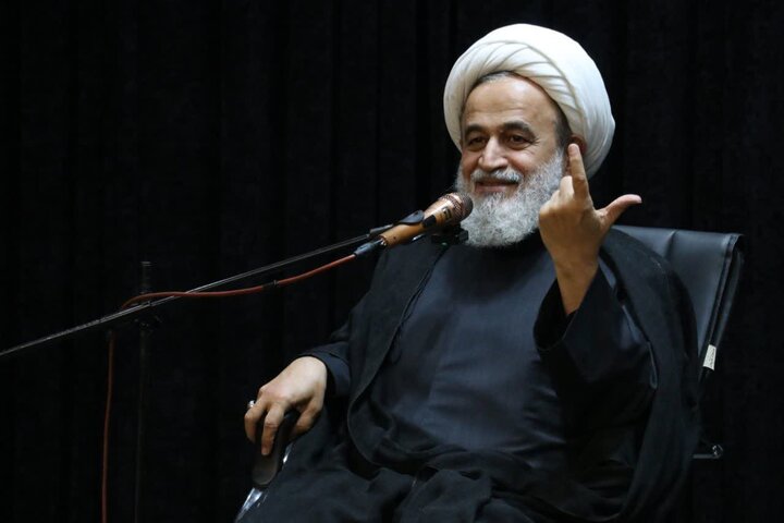 تصاویر/ نشست مربیان مدارس و مجموعه‌های تربیتی با موضوع «نقش‌آفرینی نوجوانان در جنگ امروز» در رشت برگزار شد