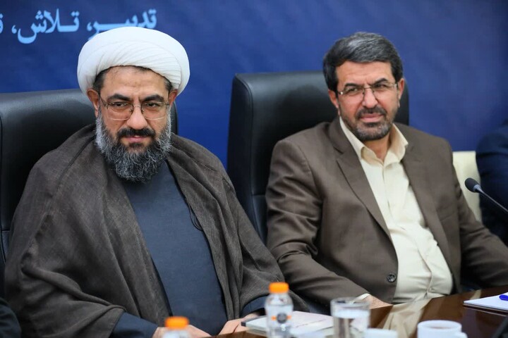 تصاویر /  آیین تکریم و معارفه سرپرست معاونت سیاسی، امنیتی و اجتماعی استانداری همدان