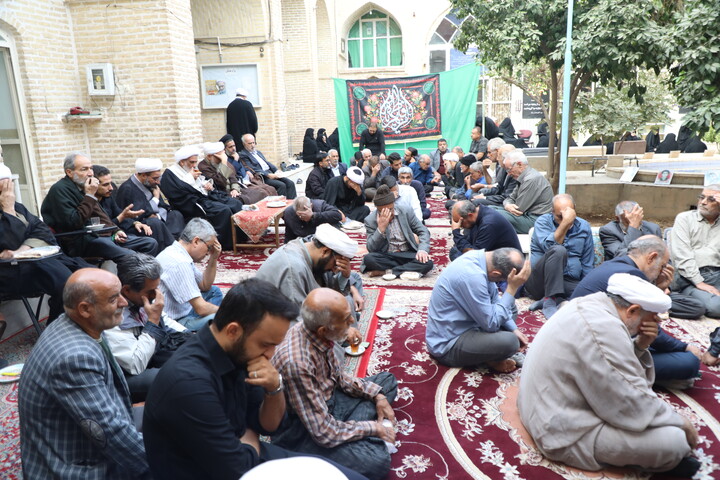 دومین روز از مراسم عزاداری فاطمیه اول در حوزه علمیه یزد برگزار شد