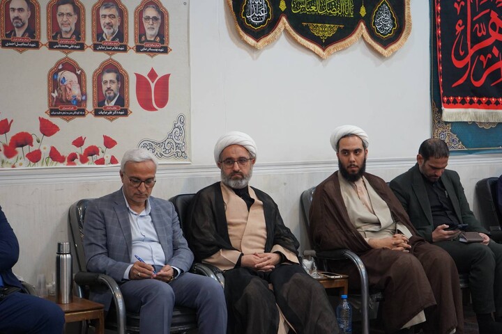 نشست برنامه ریزی ویژه برنامه ایام فاطمیه در شهرستان کارون