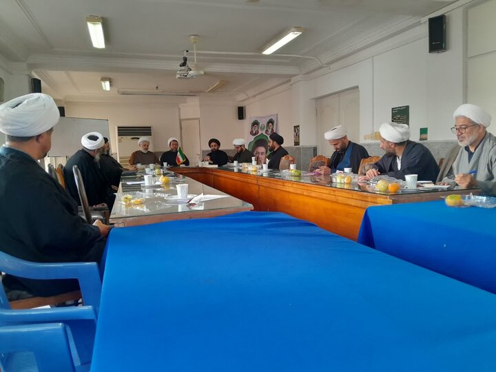 تصاویر / نشست مشترک معاونان و رابطین تهذیب و تبلیغ مدارس علمیه استان مازندران