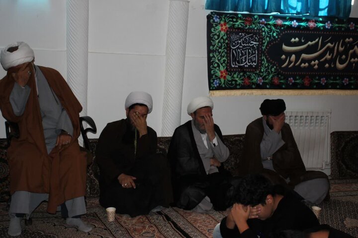 تصاویر/مراسم عزاداری ایام فاطمیه در مدرسه علمیه امام صادق (ع) بیجار