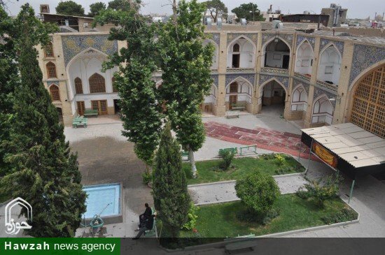 چارچوب آموزشی و راهبردی مدرسه علمیه جده بزرگ، الگویی برای تعالی علمی، رشد معنوی و تبلیغ دینی