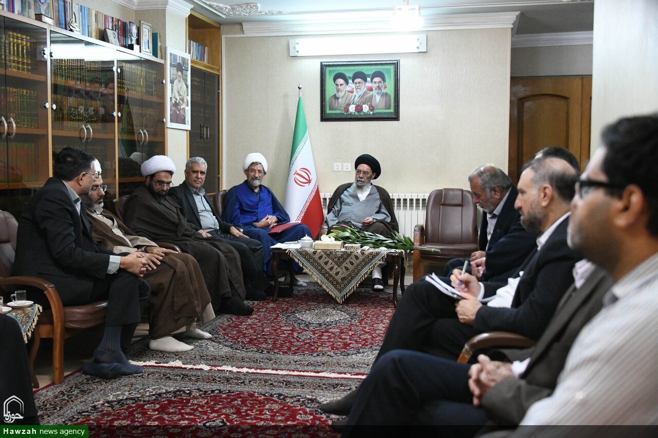 فرهنگ پرداخت زکات و انفاق باید در جامعه نهادینه شود