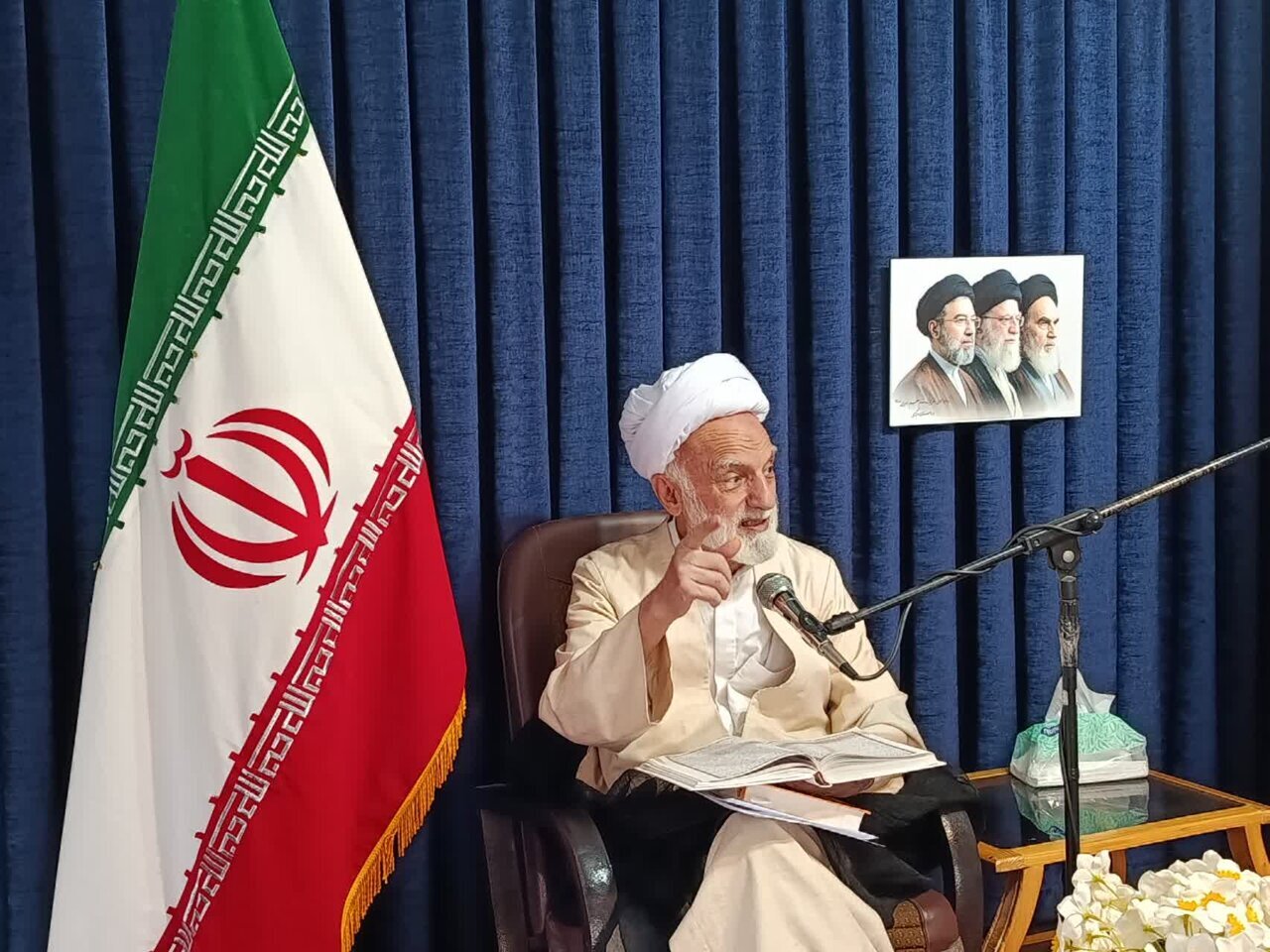 رسالت و ولایت سے انحراف کے اثرات نسلوں تک باقی رہتے ہیں: آیت اللہ دری نجف آبادی