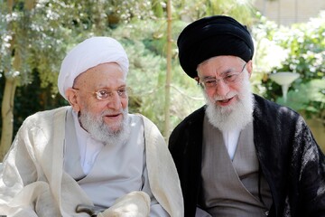 زهد و ساده‌زیستی آیت‌الله مهدوی‌کنی برای جامعه تبیین شود