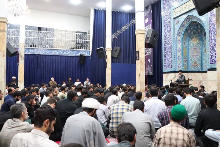 تصاویر/ محفل قرآن و عترت طلاب مدارس آیت‌الله مجتهدی و آیت‌الله حق‌شناس