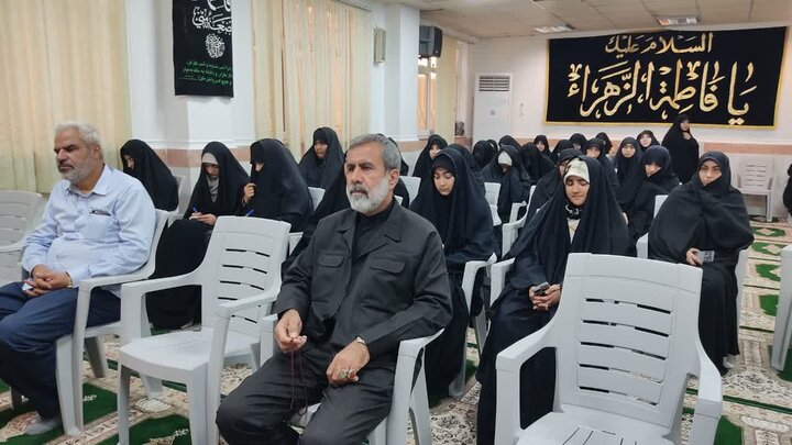 تصاویر/ برگزاری نشست فاطمی در مدرسه علمیه خواهران گناوه