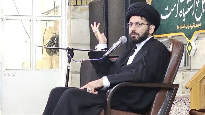 تصاویر/ نشست تبیینی با موضوع "راهکارهای موثر نقش آفرینی طلاب در جنگ تمدنی اخیر" در مدرسه علمیه معصومیه