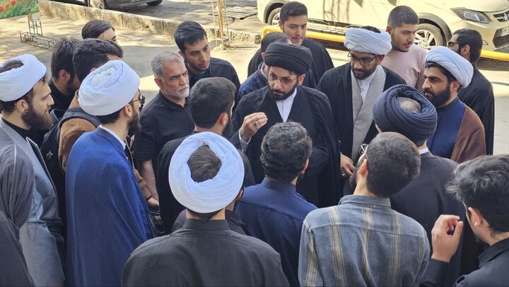 تصاویر/ نشست تبیینی با موضوع "راهکارهای موثر نقش آفرینی طلاب در جنگ تمدنی اخیر" در مدرسه علمیه معصومیه